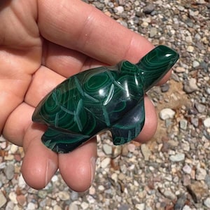Figura de tortuga de malaquita