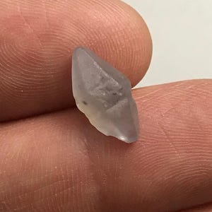 Gray Sapphire Corundum  5.41 ct. no heat or other treatment