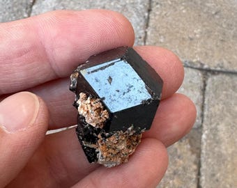 Melanite Garnet Crystal: Diakon, Mali (33.5 grams)