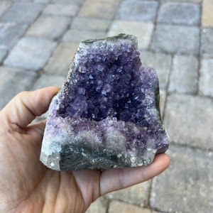Amethyst Geode - Uruguay 4.1” tall
