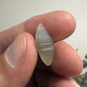 Natural Sapphire Crystal 11.31 ct image 6