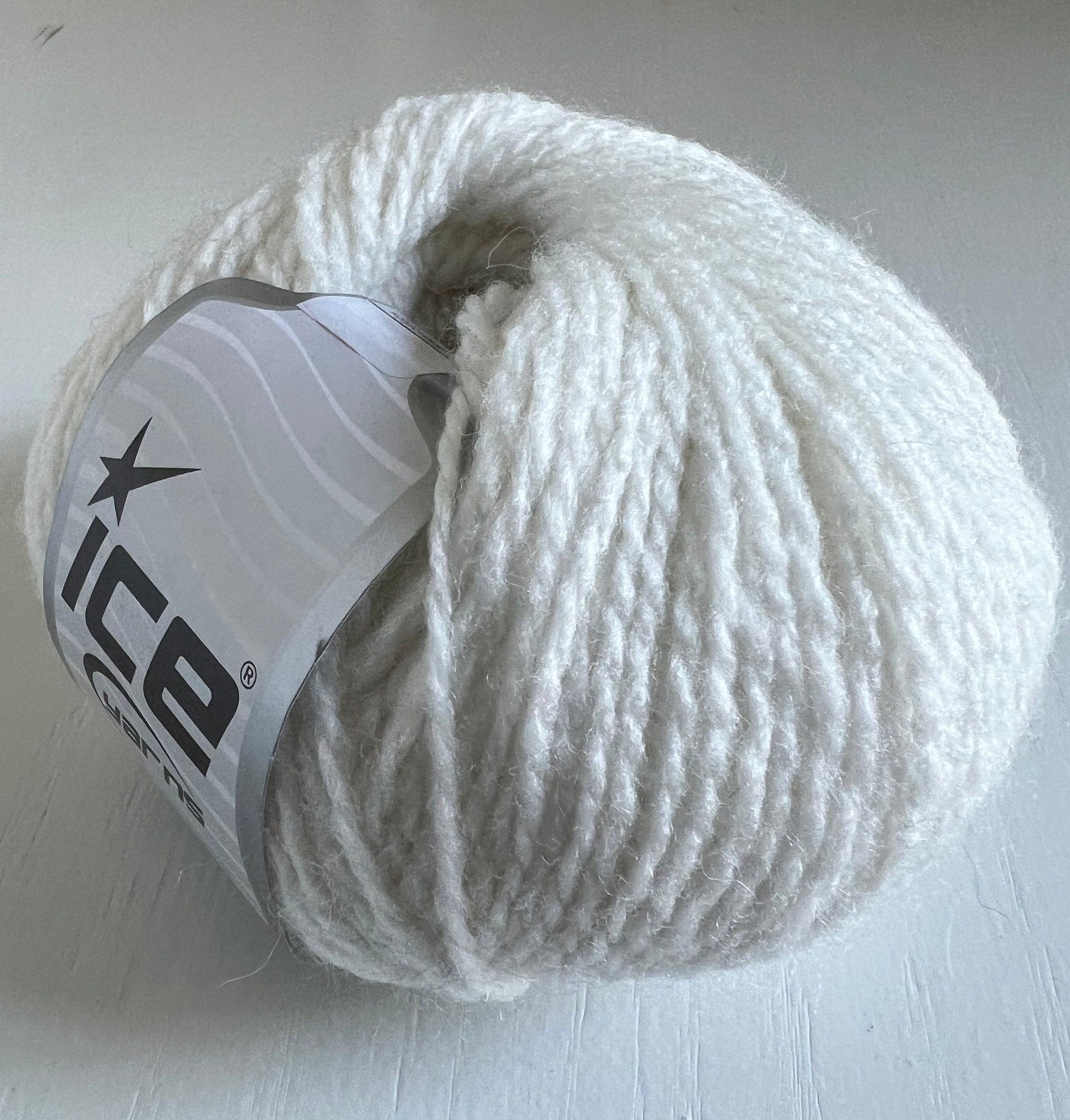 1 Ball of Soft Yarn White 6 oz. Acrylic Worsted 4 Med Approx. 370 YD