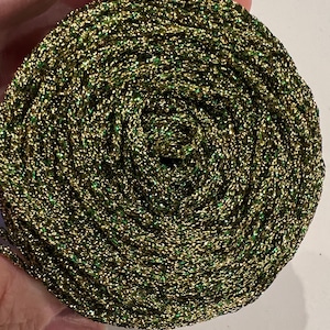Sparkle yarn, gloss and shine yarn, lurex, metallic yarn Green Glitter 2-3 mm Luxury Lurex Yarn soft sparkly, shiny