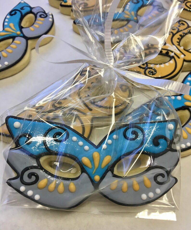 mardi gras mask cookies