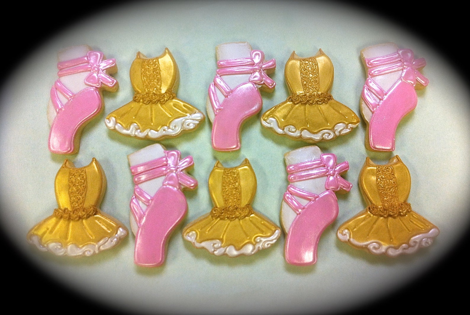 ballet theme cookies, ballet cookie favors, toe shoe cookies, tutu's ballet theme sugar cookies, ballet recital cookies, bal