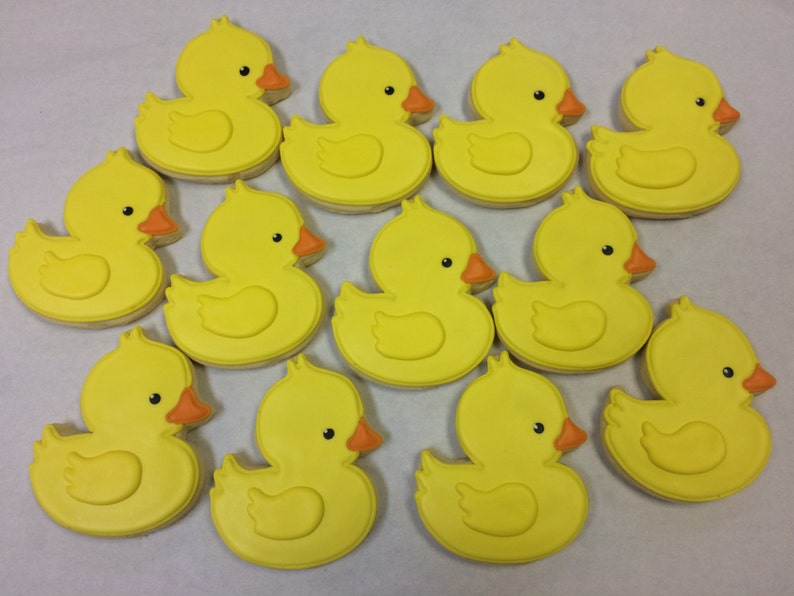 Baby Duck Cookie Favors, Duckling Cookies for Baby Showers, Unisex Baby Shower Cookies, Baby Shower Party Favors, Yellow Ducky Cookies bild 1