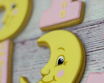 Galletas de recuerdo para fiesta de primer cumpleaños, Galletas "Over the Moon" para el primer cumpleaños, Galletas con temática lunar, Recuerdos de fiesta "Over the Moon", Galletas de luna sonriente