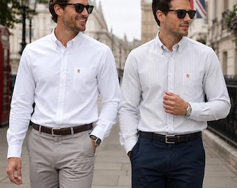 Camisa Oxford de manga larga para hombre. Disponible en paquete de 2 o individual. Lisa o a rayas a juego. Cuello abotonado y bolsillo. The Kensington. Blanca (12 colores en total).