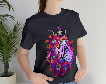 Unisex T-Shirt - Starlette Tiger Lily