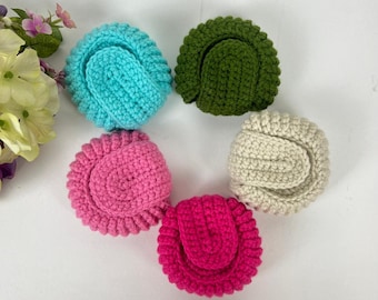 Crochet Mini Shell Coin Purse - Handmade .