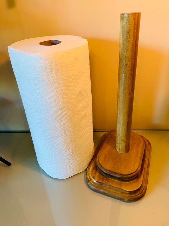 Mom cuts paper towel roll in half to teach kids a lesson: 'This is actually  a great idea