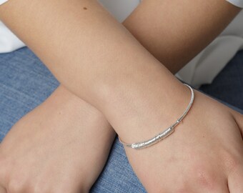 Pulsera de plata de ley martillada para el 18 cumpleaños – Regalo de aniversario