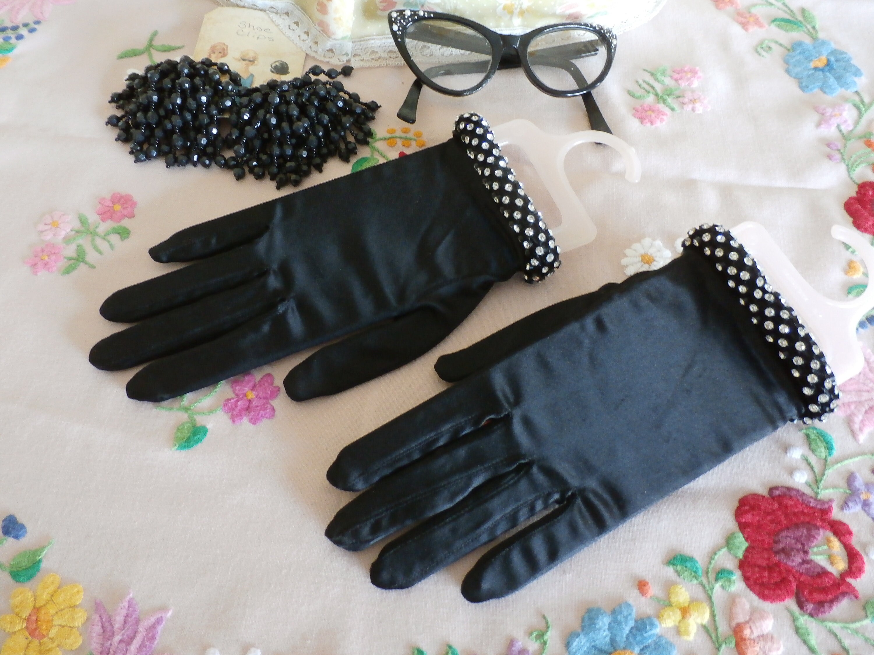 Vintage 1950s Elayne Rolled Cuff Rhinestone Encrusted Gloves Never Worn