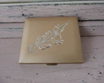 Vintage 1950's Gold Etched Powder Compact