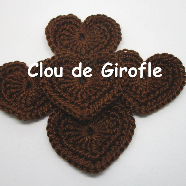 2 coeurs en crochet Clou de Girofle