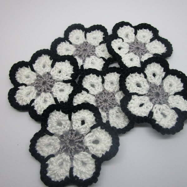 Une Fleur 5 cm au crochet