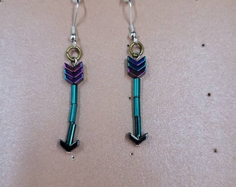 Teal Arrow Earrings - Peacock Fletching, Gunmetal Tip