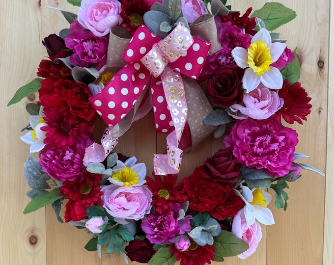 All-Season Wreath – Elegant Floral Front Door Decoration