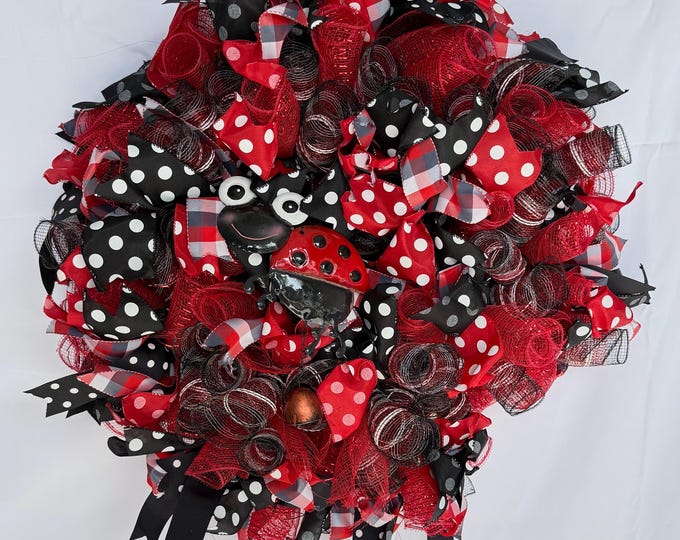 Front door Wreath - Bumble Bee / Lady Bug