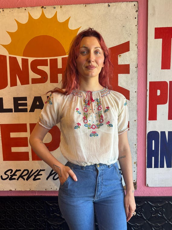 1930s Hand Embroidered Hungarian Peasant Blouse |… - image 4