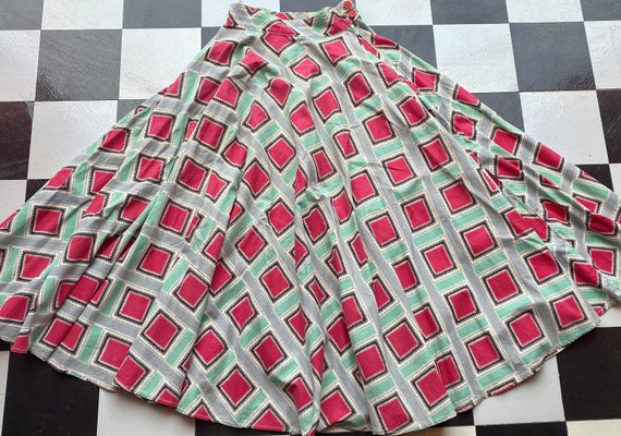 1940s Geometric Novelty Print Circle Skirt | 22" … - image 6