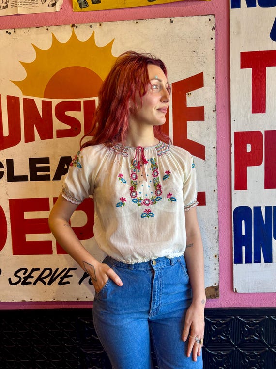 1930s Hand Embroidered Hungarian Peasant Blouse |… - image 2