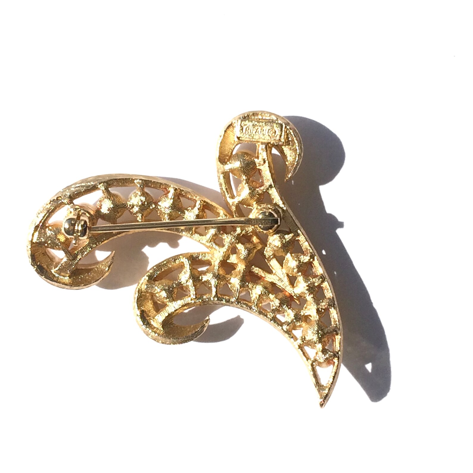 TRIFARI Pearl Brooch Vintage Costume Jewelry Etsy