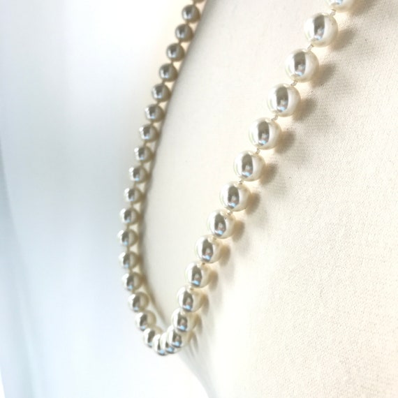 Vintage Bridal Jewelry Knotted Pearl Necklace - image 1