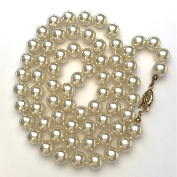 Vintage Bridal Jewelry Knotted Pearl Necklace - image 2