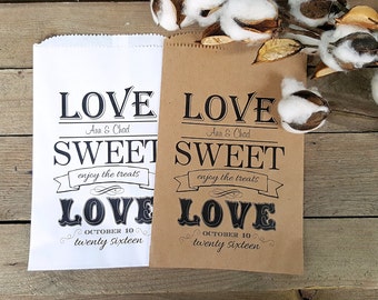 Wedding Favor Bags - Love Sweet Love- Rustic Wedding Favors - Favor Bags- Candy Buffet - Personalized Treat Bags - Farm Wedding -