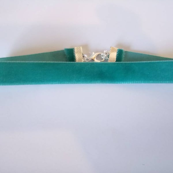 Teal green blue velvet choker necklace collar
