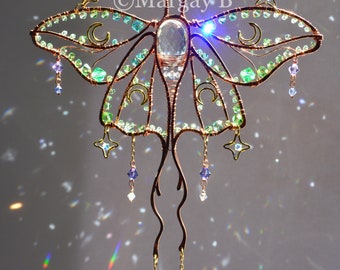 Luna Moth suncatcher, boho witchy room decor Moon Stars Aura Quartz Crystal fairy gift light catcher wall hanging rainbow maker Butterfly