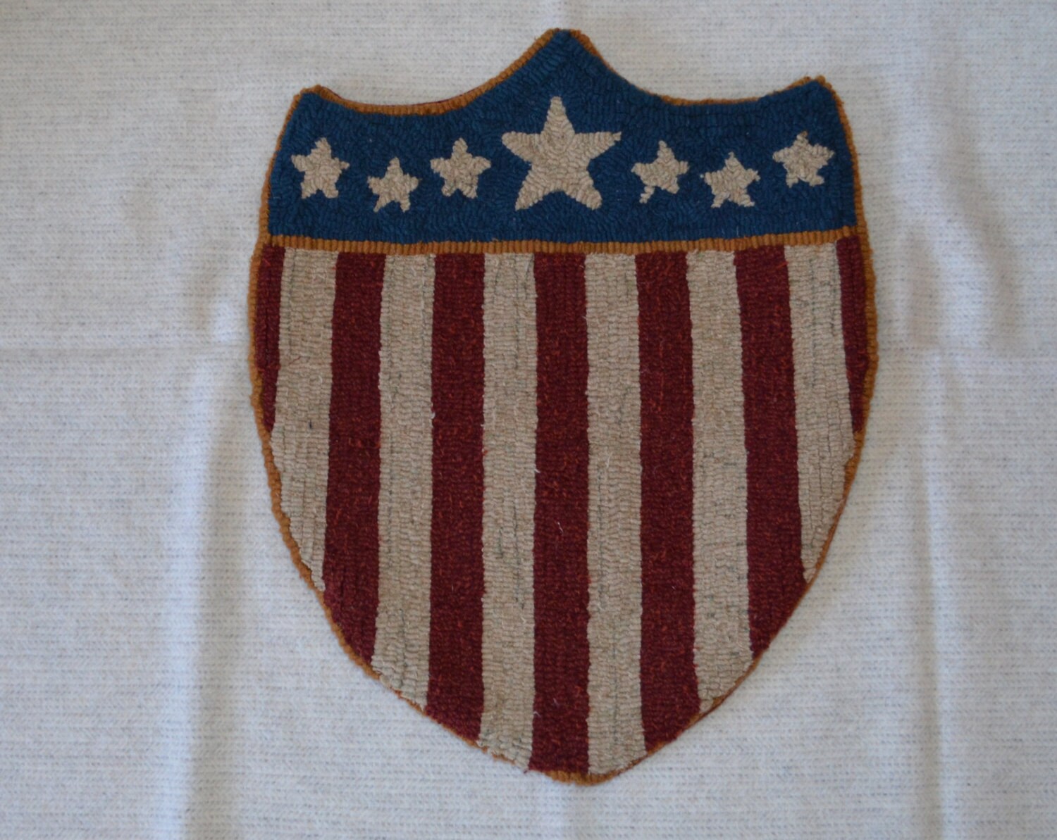 Americana Sheild Rug Hooking Pattern