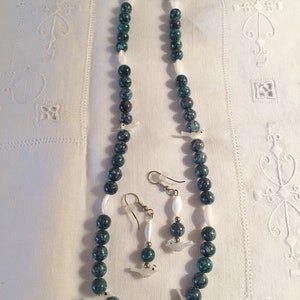 Green bead Necklace with White Doves, and Earrings