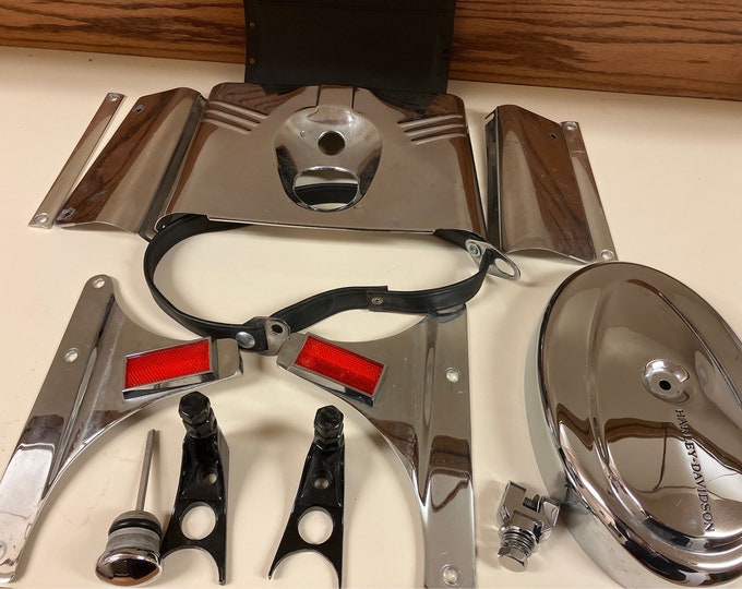 Harley Davidson: Sissy Bar Plates, Chrome Fork Shield, Air Cleaner ...