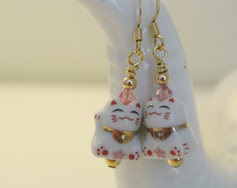 Sakura Beckoning Cat Earrings