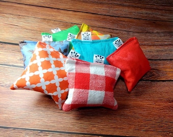 Fabric Pillow Organic Catnip Cat Toy- Random Mystery Colour, cat nip square, handmade cat toys, home grown catnip
