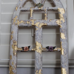 Vintage Handmade Old Arch Frame With Flowers Wall Decor - White Gold ...