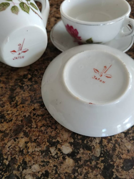 ミュージシャン the GazettE 19TH ANNIVERSARY TEA SET $_57.JPG?set_id=880000500F