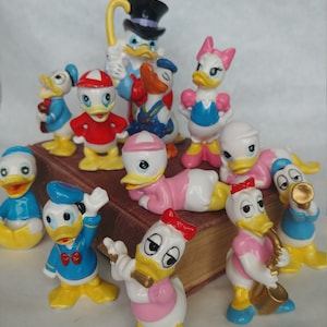 Walt Disney Production Vintage Porcelain Action Figurines Collectibles made in Japan, Vintage Ceramic Donald Duck Daisy Baby, musical band