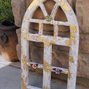 Vintage Handmade Old Arch Frame With Flowers Wall Decor - White Gold ...