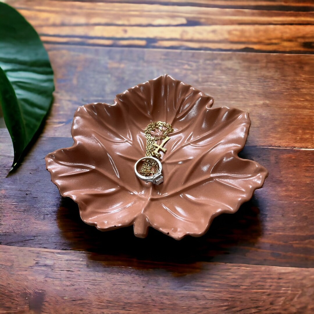【希少】ヴィンテージ　1948 Calla Lily Leaf トレイ Buy Maple Leaf Tray | Jewellery Holder | Leaf Tray | Unique Gifts