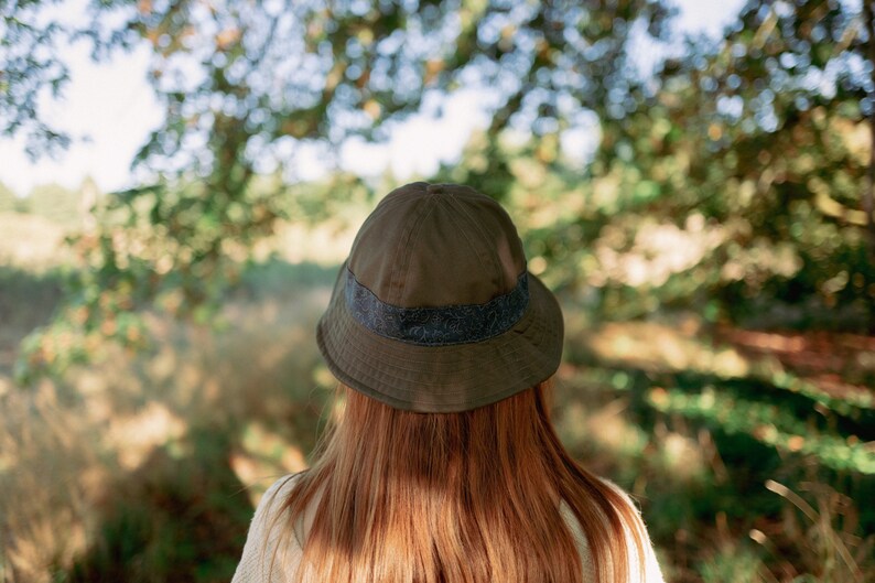 Forest Green 6-panel Safari Bucket Hat with Button and Blue Trim Medium/Large image 2