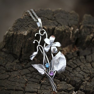 Violet flower pendant Clearance