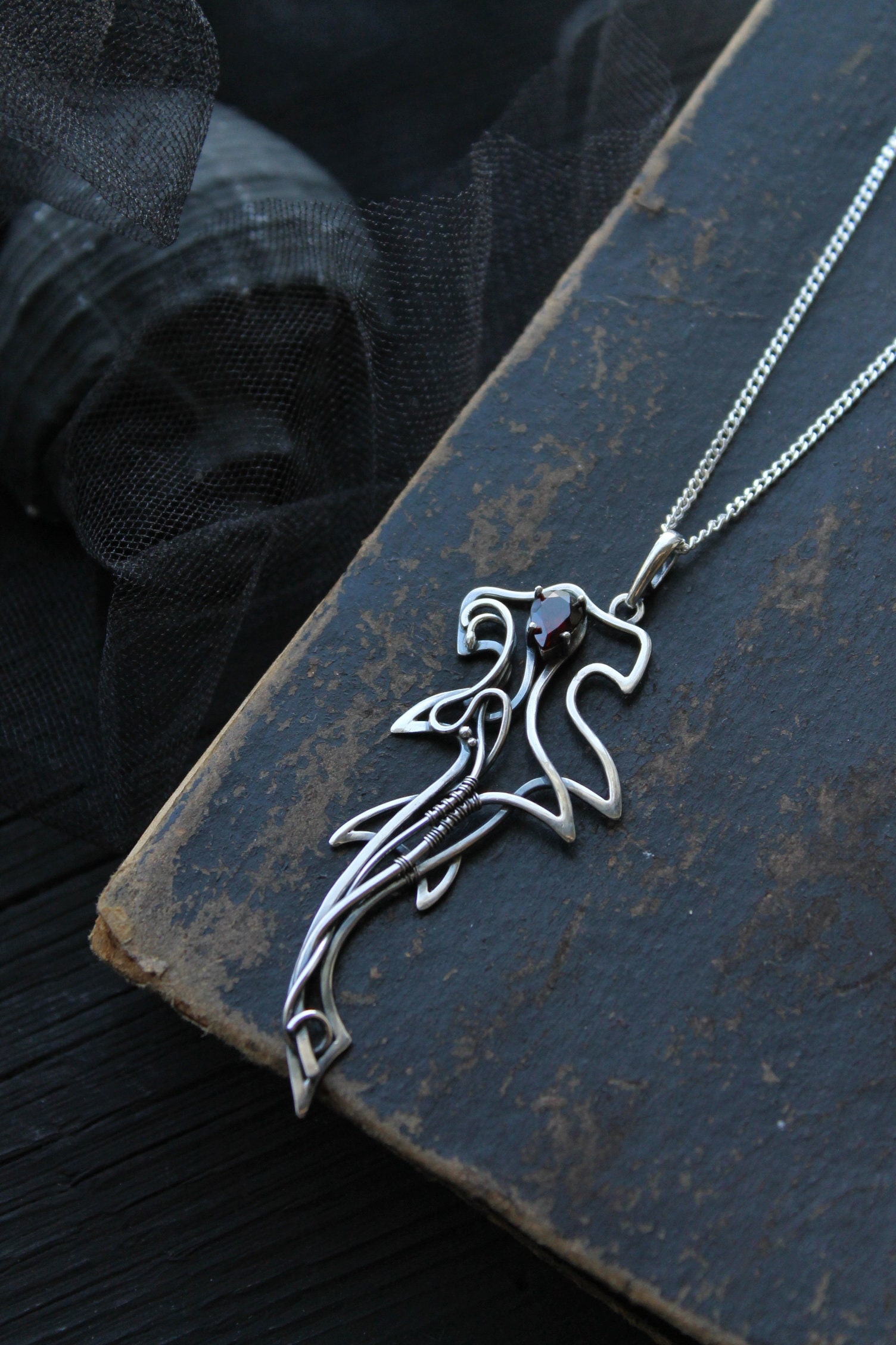 Ciondolo Squalo Martello Argento O Ottone