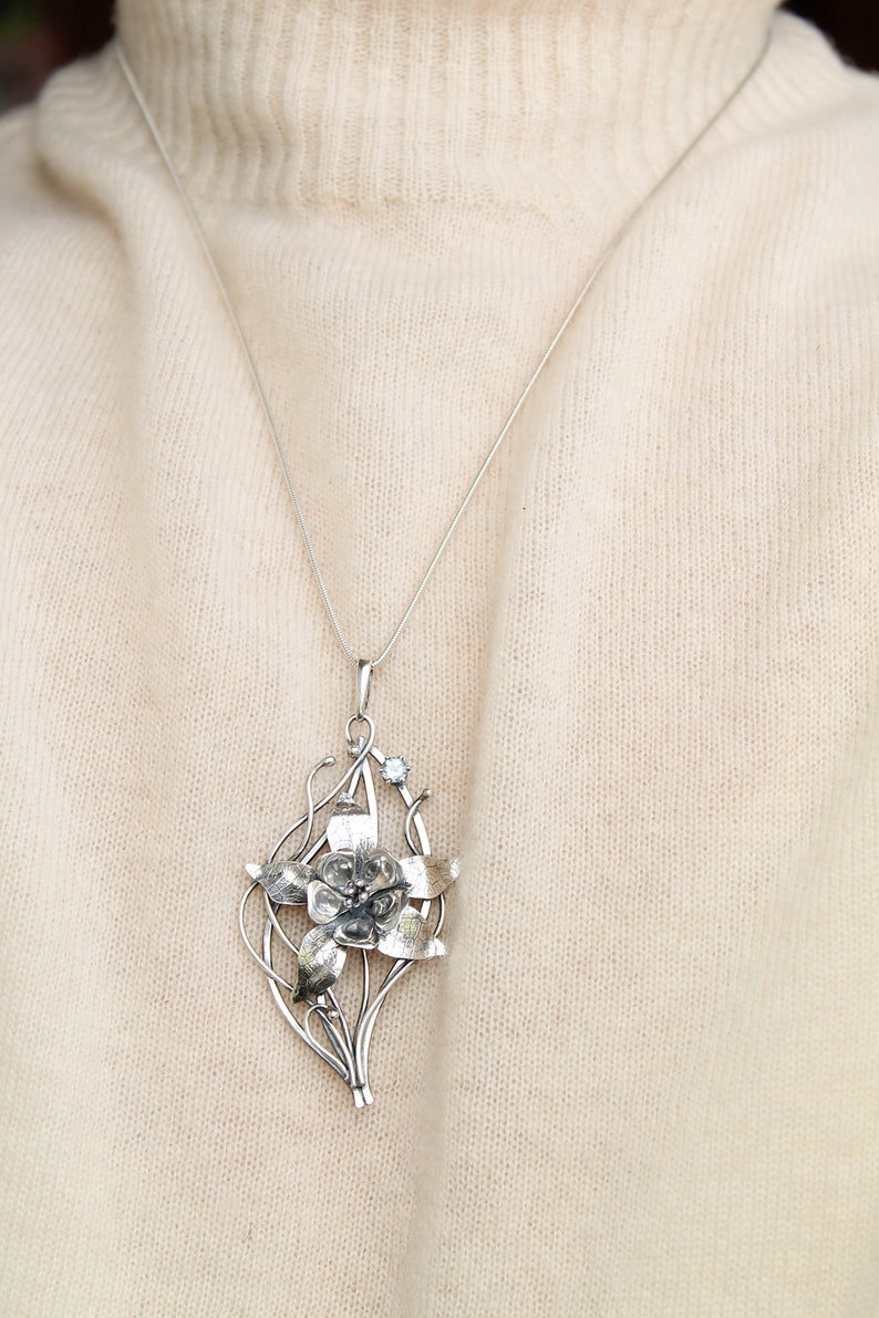 Columbina necklace Sterling silver botanical jewelry Floral pendant image 4