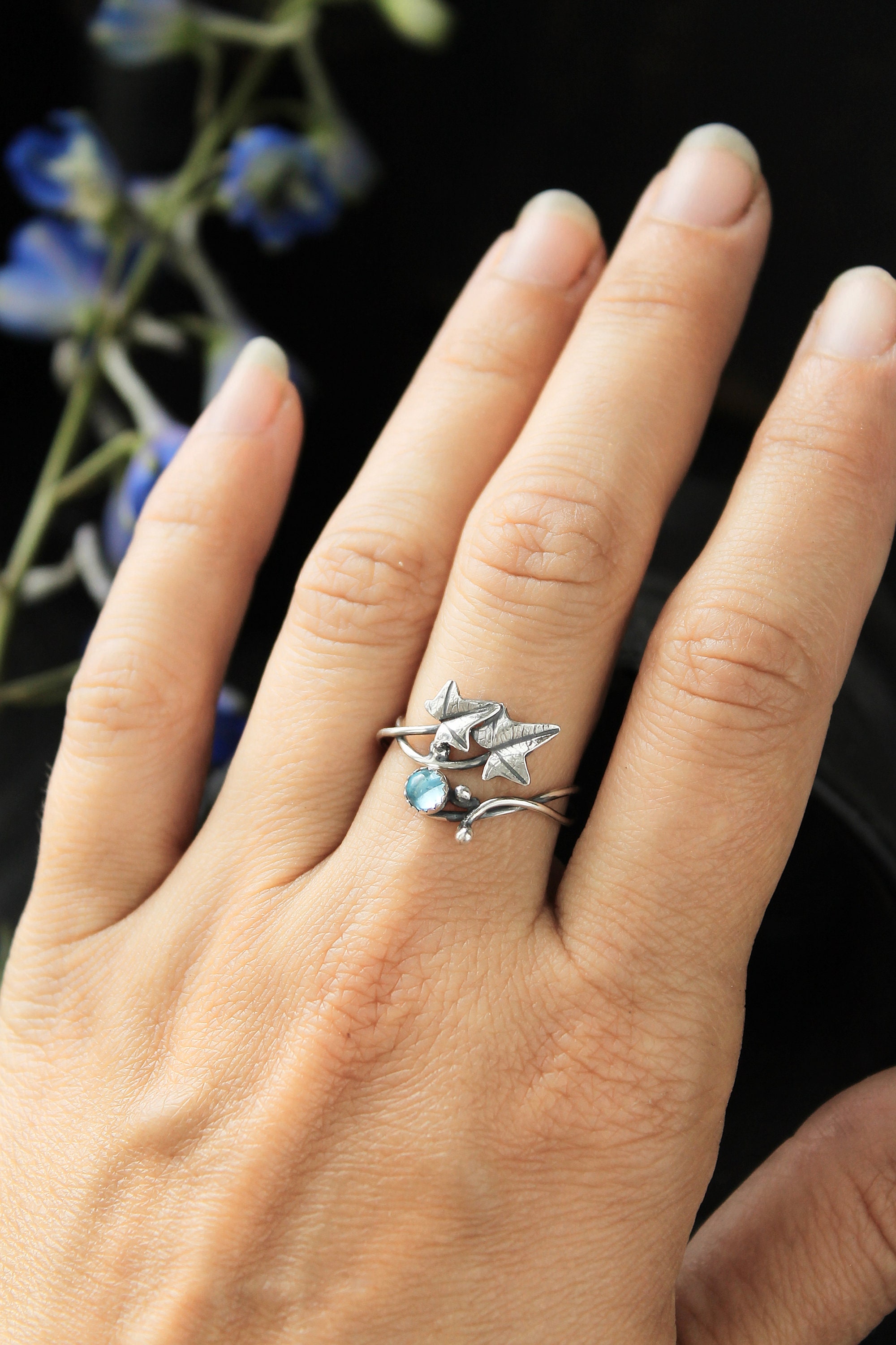 【国際ブランド】 Ivy Silver Ring Adjustable, Elven Leaf Ring, Botanical アクセサリー