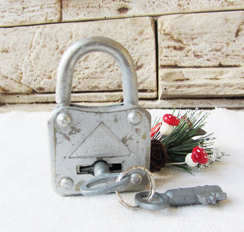 Vintage padlock with keys,Old rusty padlock,Cottage chick,Rustic home decor,Collectible padlock,Industrial,Antique locked,Silver padlock
