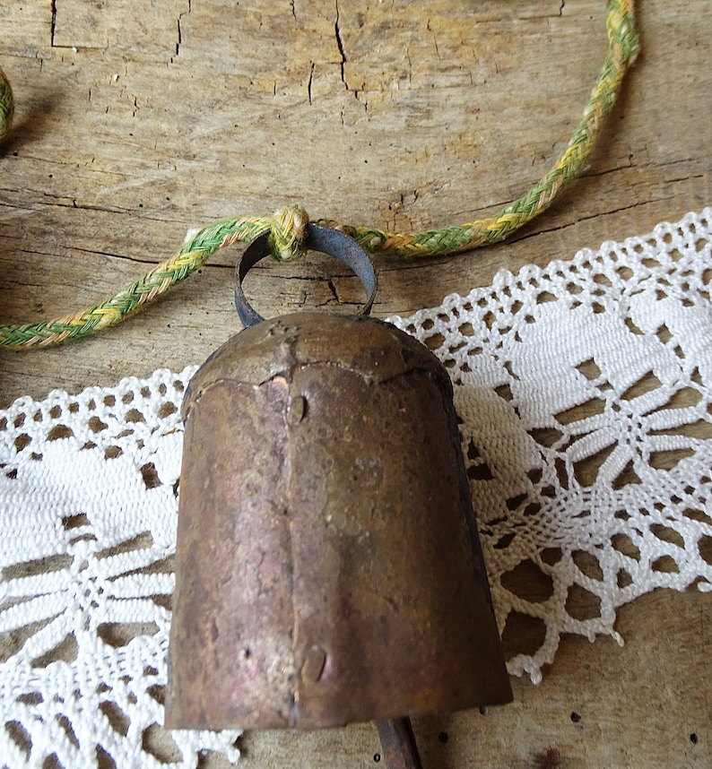 Primitive Antique Cow Bells Set of 5 with Rope Handmade Rust Etsy