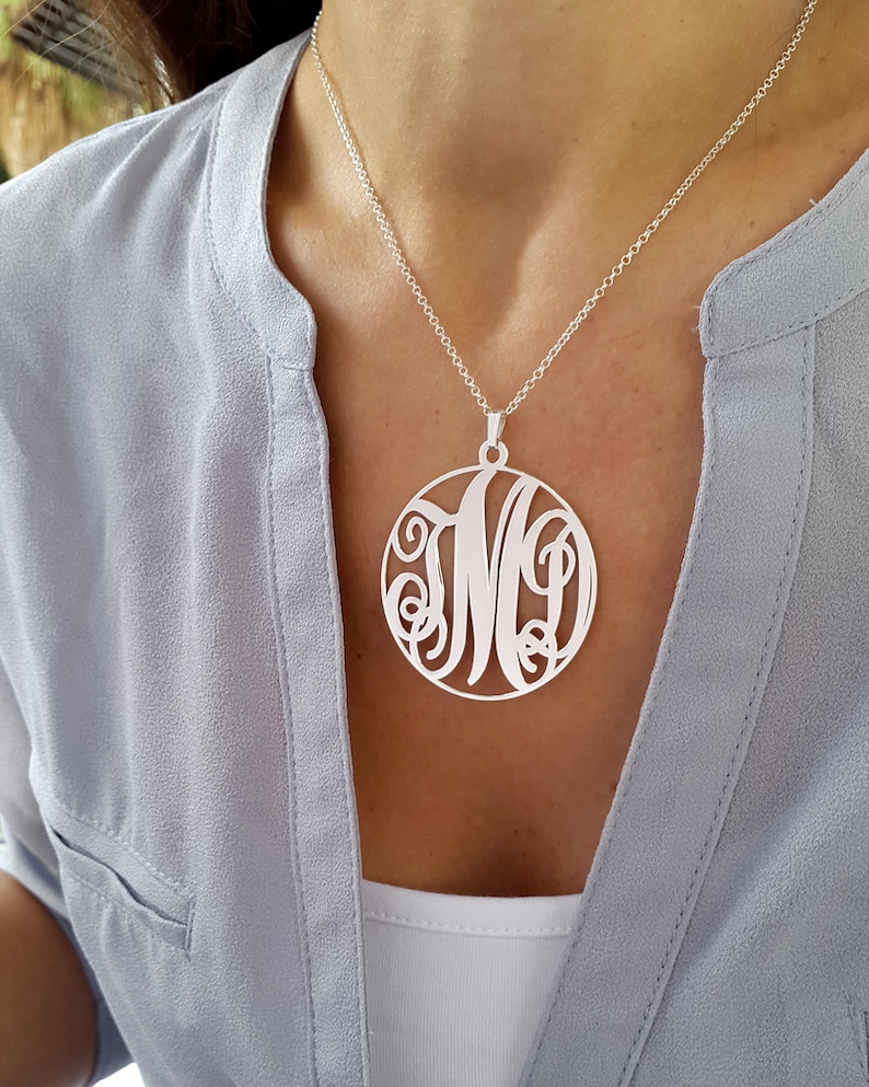 Large Circle Monogram necklace 1.75 inch Personalized | Etsy